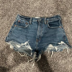Abercrombie & Fitch mom high rise shorts